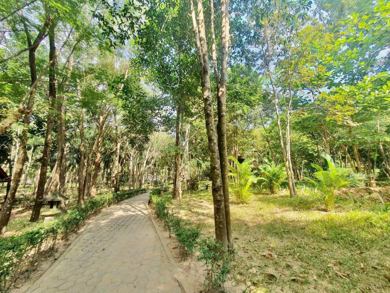 Kampong Speu Kirirom Hillside Resort מראה חיצוני תמונה